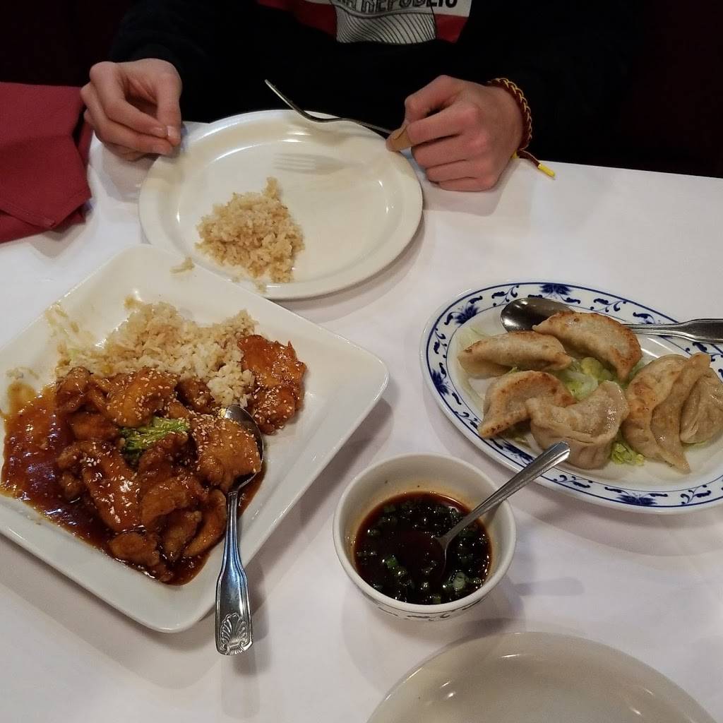 Lucky House | restaurant | 56 E Schrock Rd, Westerville, OH 43081, USA | 6148989860 OR +1 614-898-9860