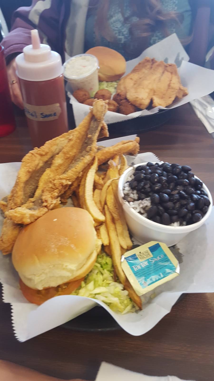 Just In Time Seafood | restaurant | 245 Retail Commons Pkwy, Martinsburg, WV 25403, USA | 3042623474 OR +1 304-262-3474