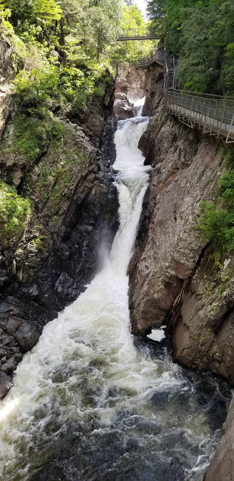 High Falls Gorge | cafe | 4761 NY-86, Wilmington, NY 12997, USA | 5189462278 OR +1 518-946-2278