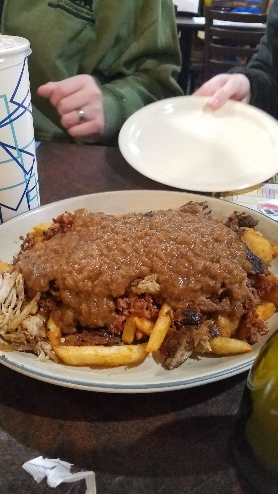 Tacconellis To Go | restaurant | 100 Massie Ave, Bessemer, MI 49911, USA | 9066639900 OR +1 906-663-9900