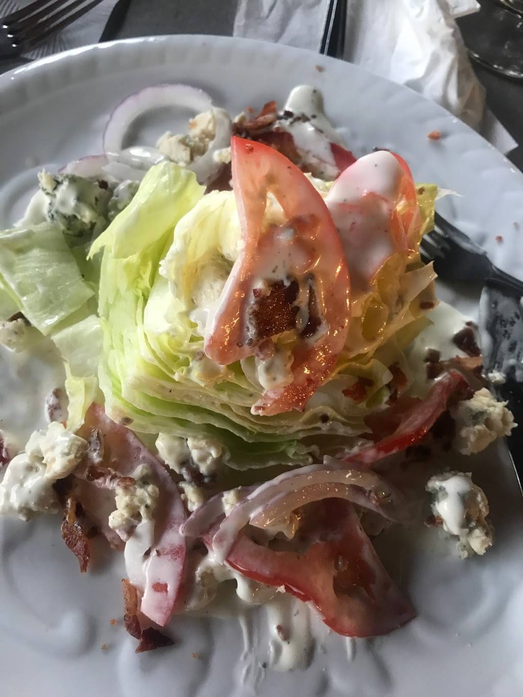 Bahia Cantiles | restaurant | Km 43 Carretera Libre, Puerto Nuevo, 22716 Playas de Rosarito, B.C., Mexico | 016616132043 OR +52 661 613 2043