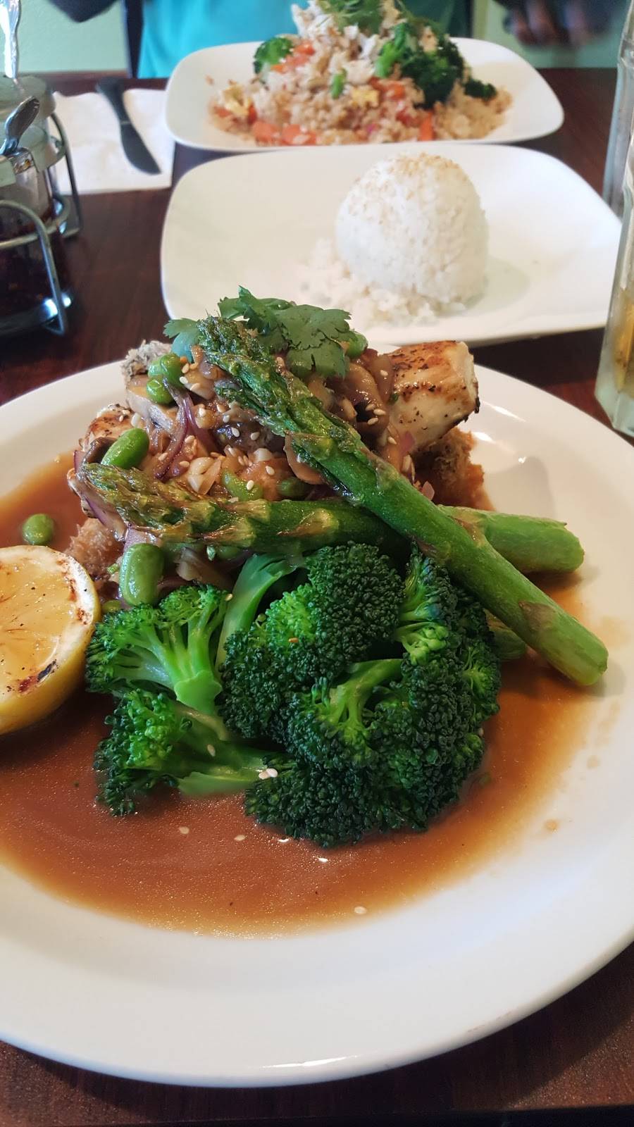 101 Thai Way | restaurant | 1198 S Cloverdale Blvd, Cloverdale, CA 95425, USA | 7078949999 OR +1 707-894-9999