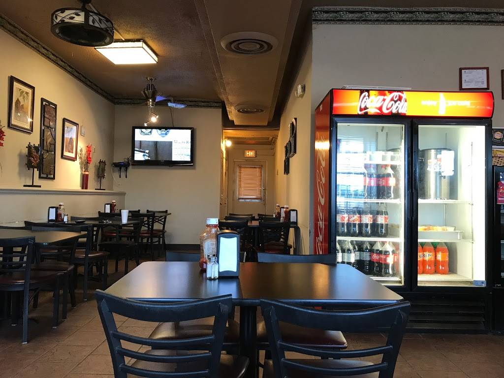Highlander Pizza | restaurant | 2043 Electric Rd, Cave Spring, VA 24018, USA | 5407747777 OR +1 540-774-7777