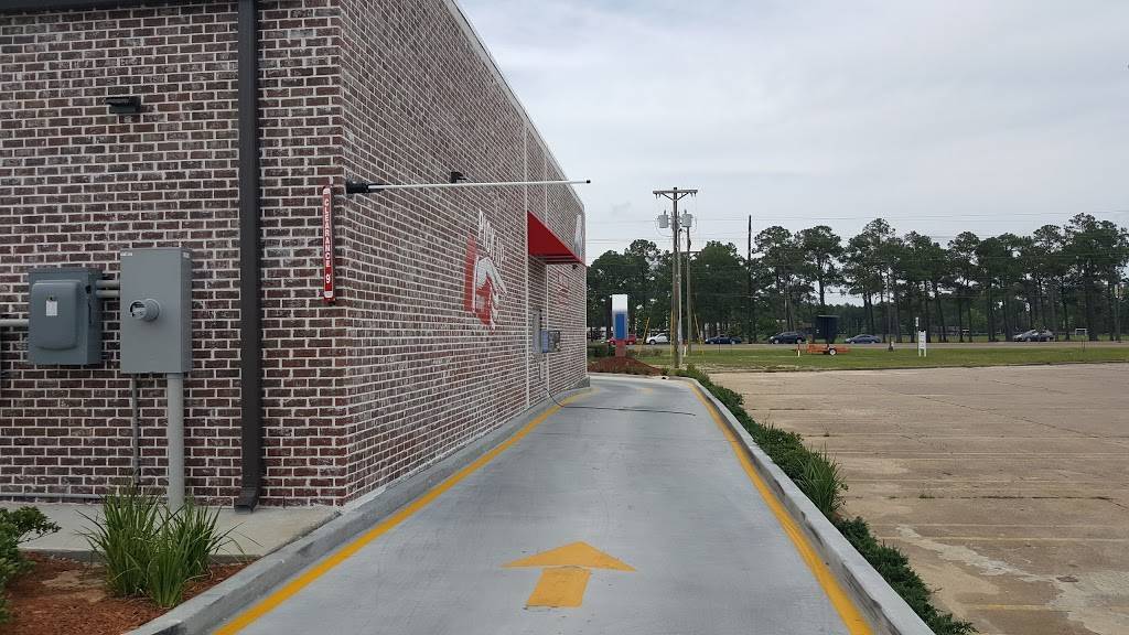 Dominos Pizza | meal delivery | 2529 US-90, Gautier, MS 39553, USA | 2284974888 OR +1 228-497-4888