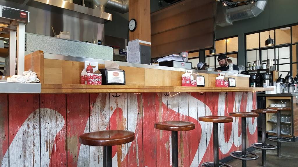 Pine State Biscuits | Division | restaurant | 1100 SE Division St #100, Portland, OR 97202, USA | 5034776605 OR +1 503-477-6605