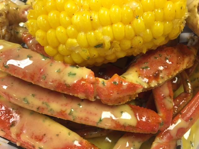 The House Fish & Crab | restaurant | 1903 NC Hwy 55, Durham, NC 27707, USA | 9192519970 OR +1 919-251-9970