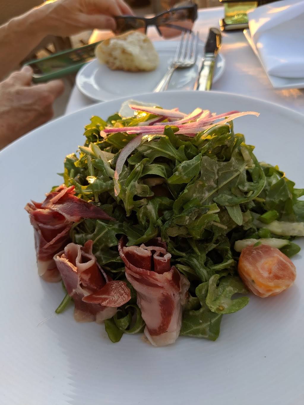 HBs on the Gulf at The Naples Beach Hotel | restaurant | 851 Gulf Shore Blvd N, Naples, FL 34102, USA | 2394354347 OR +1 239-435-4347