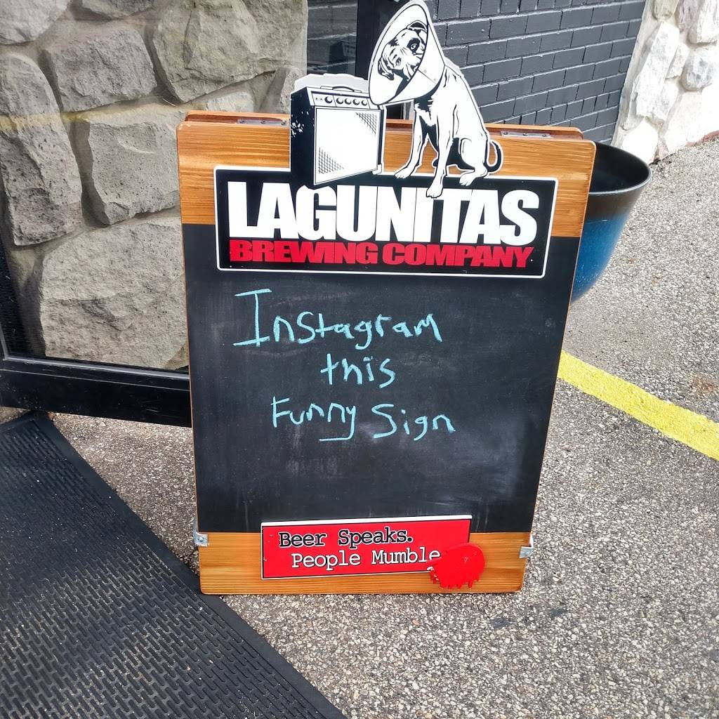 Hop Station | restaurant | 318 Union St, Mishawaka, IN 46544, USA | 5748554337 OR +1 574-855-4337