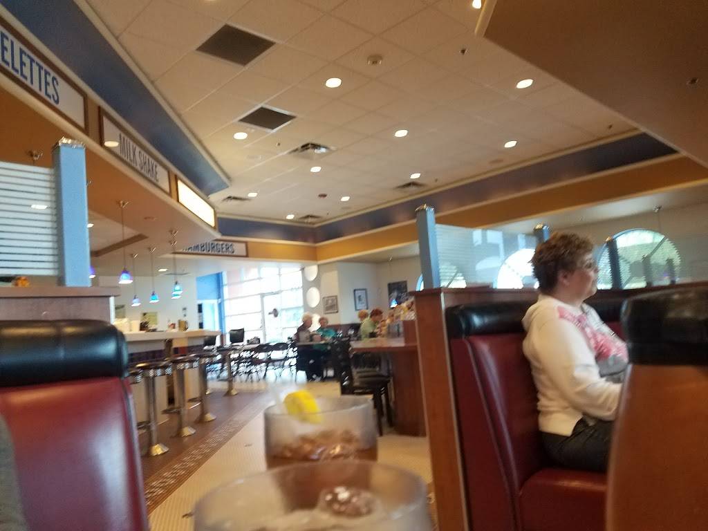 5 & Diner Delux | restaurant | 11340 W Bell Rd #125, Surprise, AZ 85378, USA | 6235834100 OR +1 623-583-4100