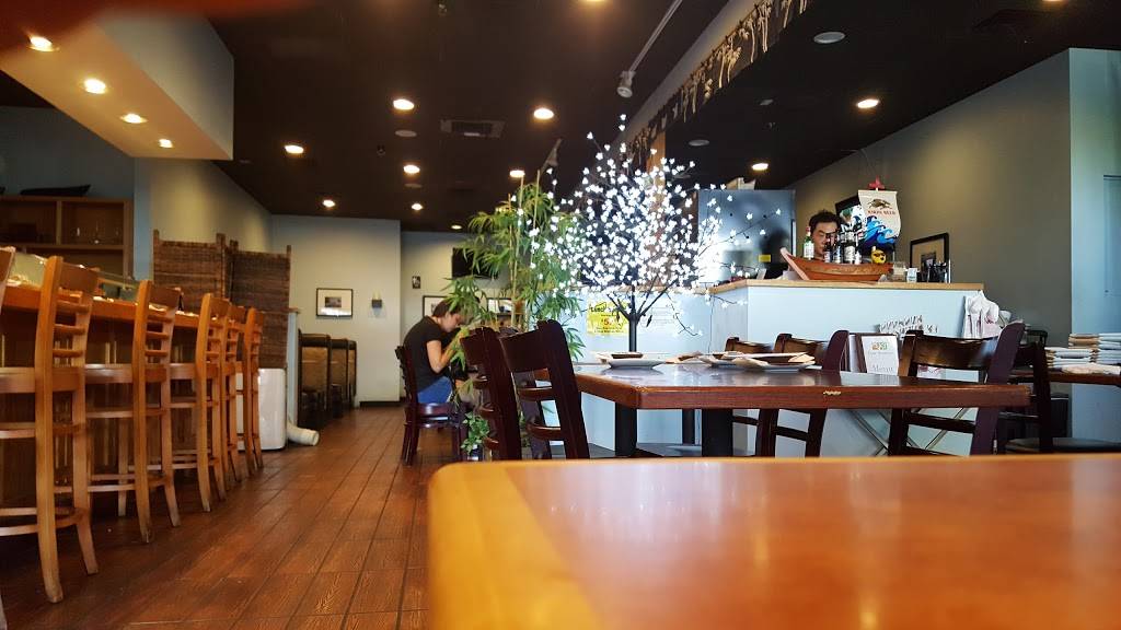 Four Seasons Sushi Bar and Grill | restaurant | 1652 N Higley Rd, Gilbert, AZ 85234, USA | 4805587567 OR +1 480-558-7567