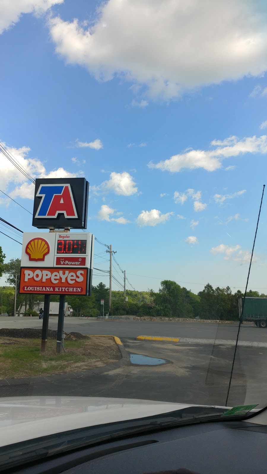 Shell | restaurant | 849 Victory Hwy, West Greenwich, RI 02817, USA | 4013977774 OR +1 401-397-7774