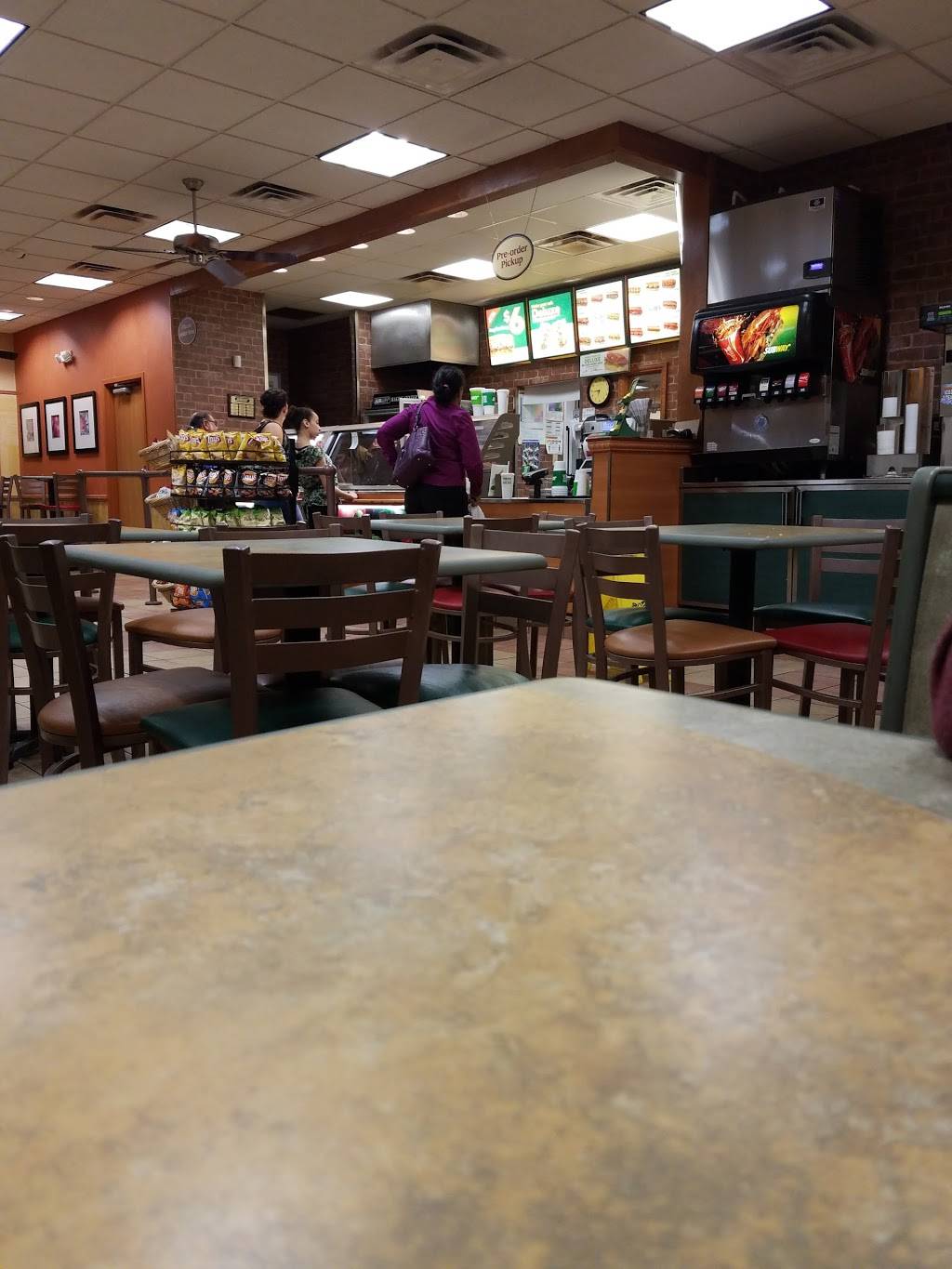 Subway | restaurant | 4440 Curry Ford Rd, Orlando, FL 32812, USA | 4077370242 OR +1 407-737-0242