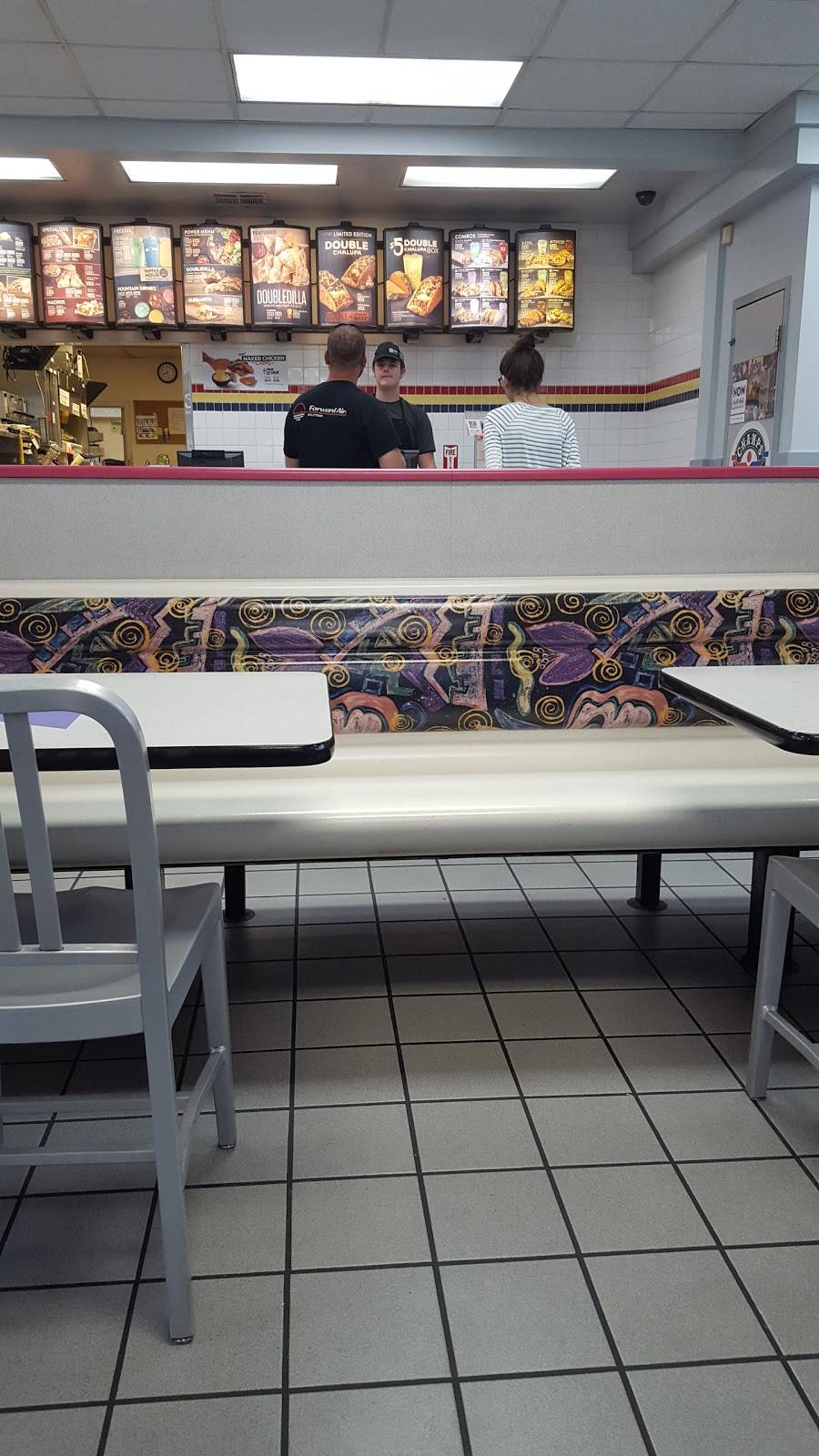 Taco Bell | meal takeaway | 2006 S Wood Dr, Okmulgee, OK 74447, USA | 9187562237 OR +1 918-756-2237