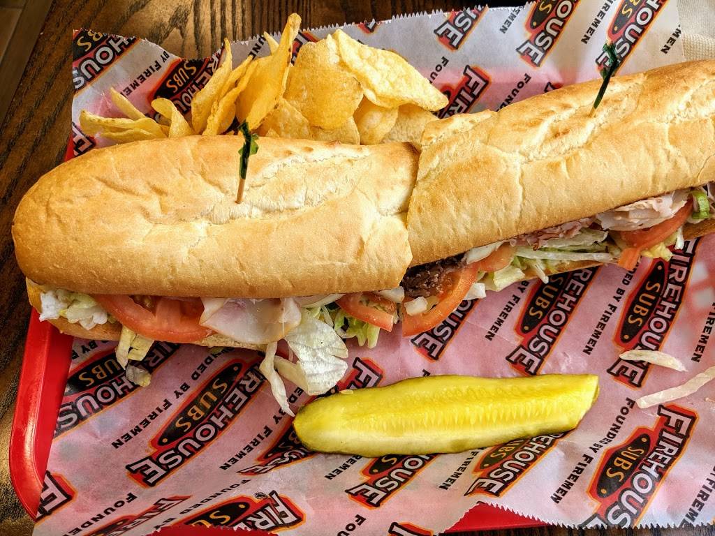 Firehouse Subs | restaurant | 230 North Service Rd W, Oakville, ON L6M 2Y4, Canada | 9058252226 OR +1 905-825-2226
