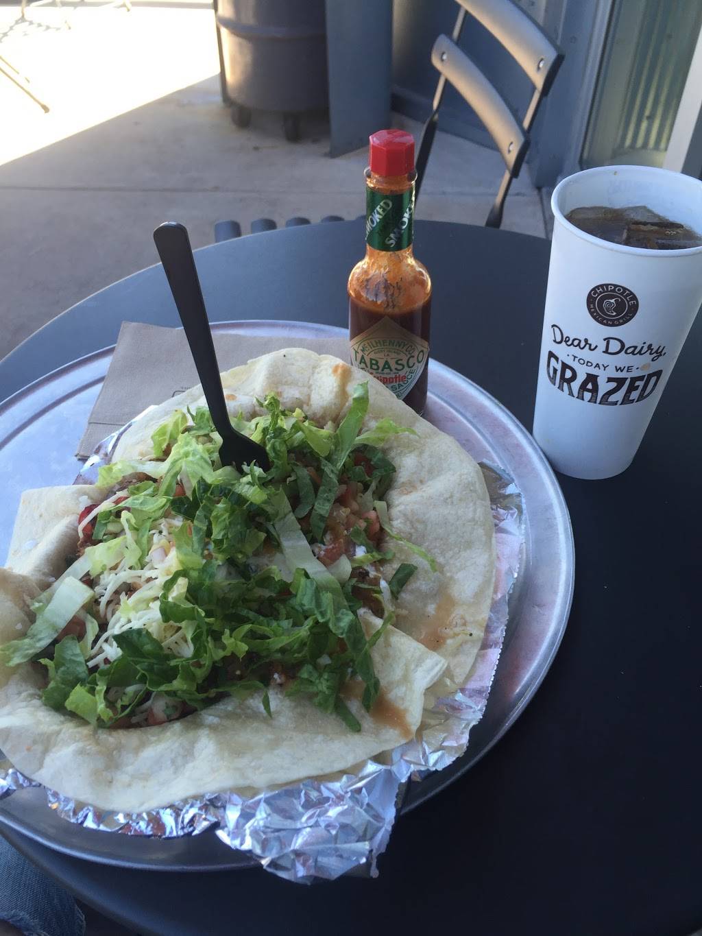 Chipotle Mexican Grill | restaurant | 401 N LBJ Dr, San Marcos, TX 78666, USA | 5123927577 OR +1 512-392-7577