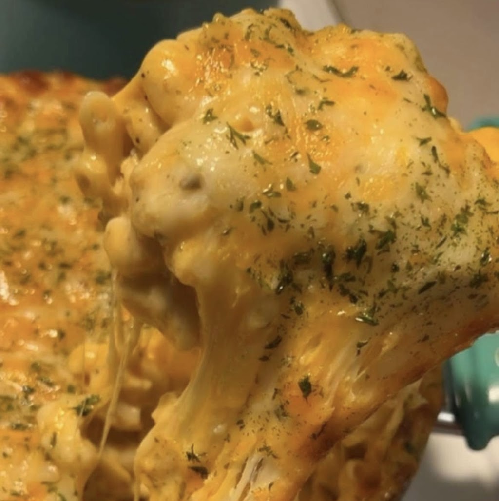 Hungry Mama’s | restaurant | 1636 W Howard St, Chicago, IL 60626, USA | 7733520244 OR +1 773-352-0244