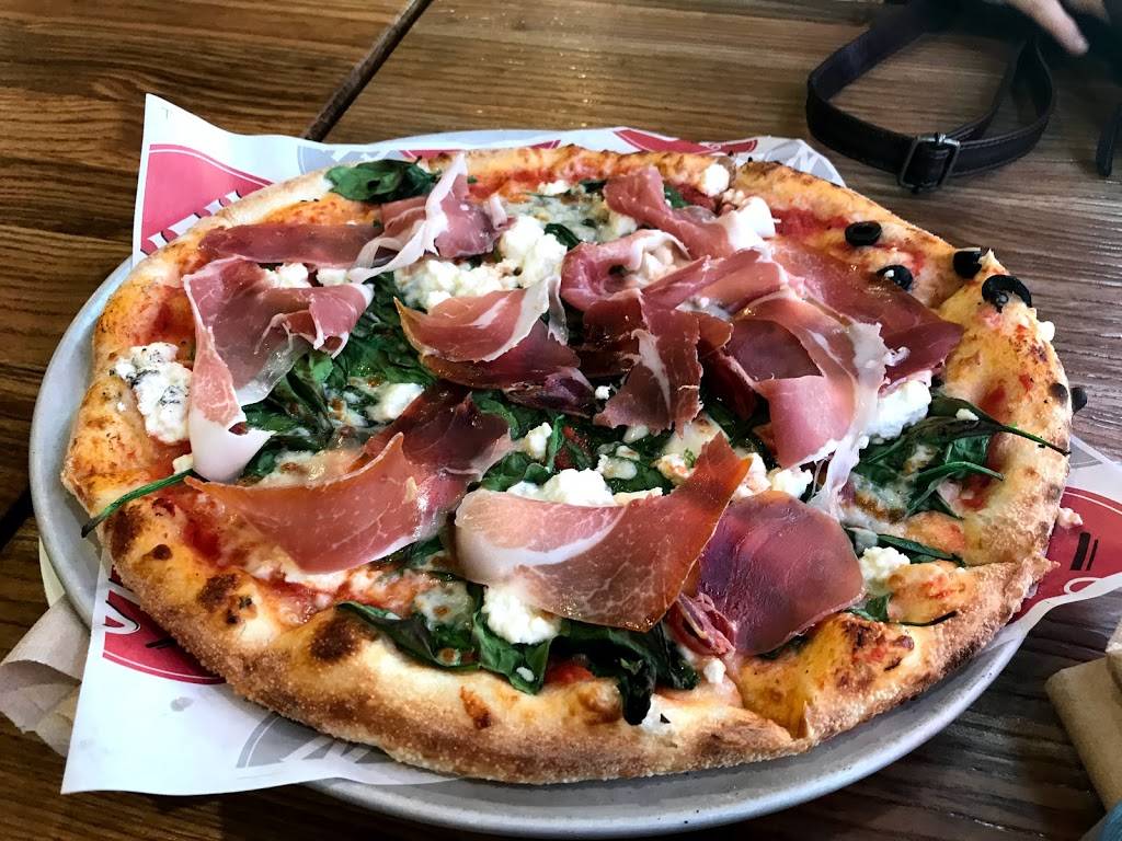 Oven 360 Grand Marais | restaurant | 1349 Grand Marais Rd W unit 107, Windsor, ON N9E 1E2, Canada | 5199156900 OR +1 519-915-6900