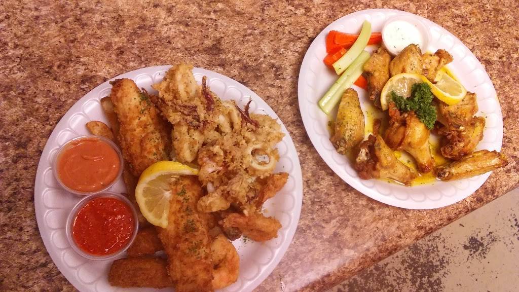 WINGS Of WAYNESBORO | restaurant | 608 N Delphine Ave unit b, Waynesboro, VA 22980, USA | 5402214588 OR +1 540-221-4588