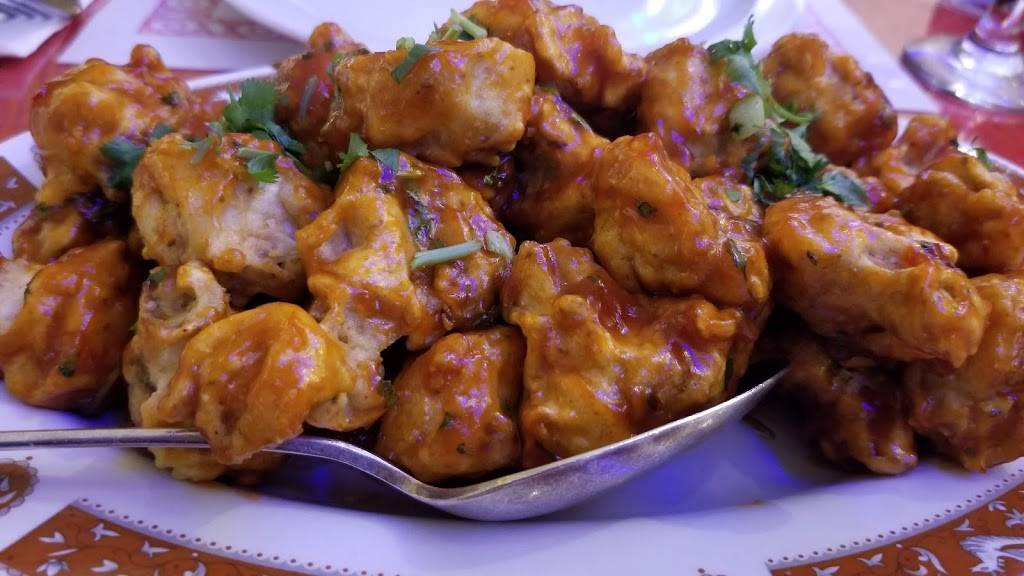 Royal India | restaurant | 15 Rue Paiement, Sainte-Geneviève, QC H9H 2S6, Canada | 5146266664 OR +1 514-626-6664