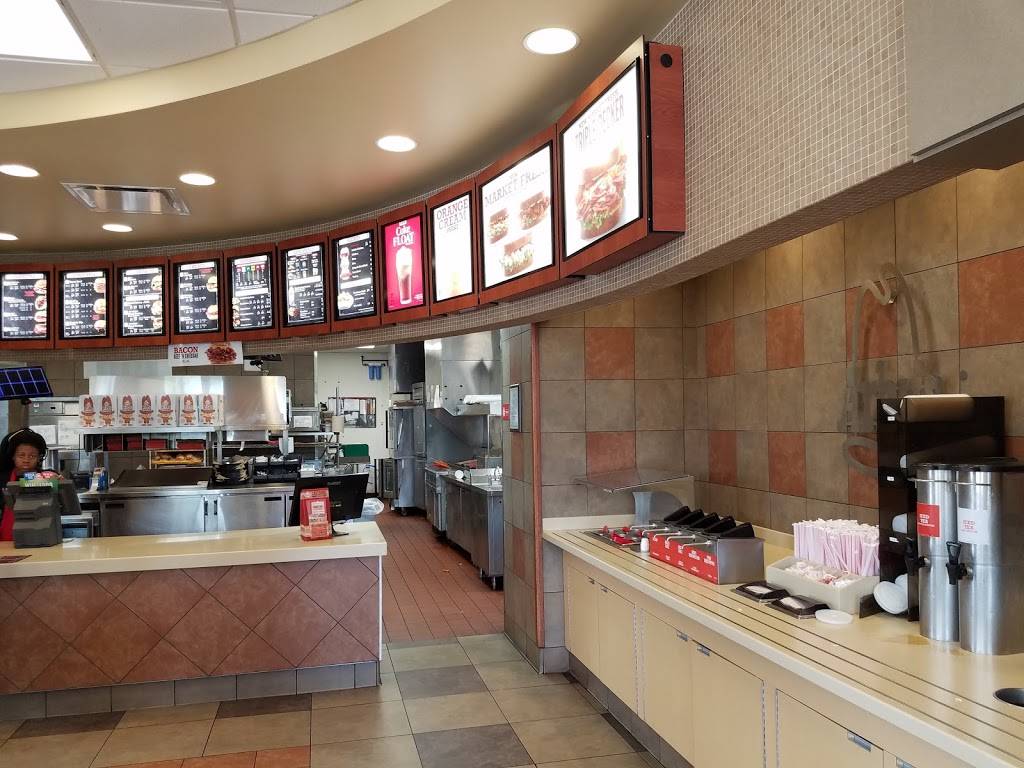 Arbys | restaurant | 11976 Paul Mayer Ave, Bridgeton, MO 63044, USA | 3147709313 OR +1 314-770-9313