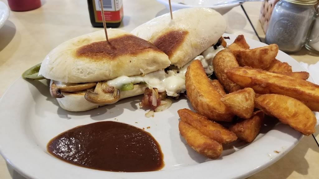 Country Diner | restaurant | 7906 Yochum Rd, Sardinia, OH 45171, USA | 9374463377 OR +1 937-446-3377