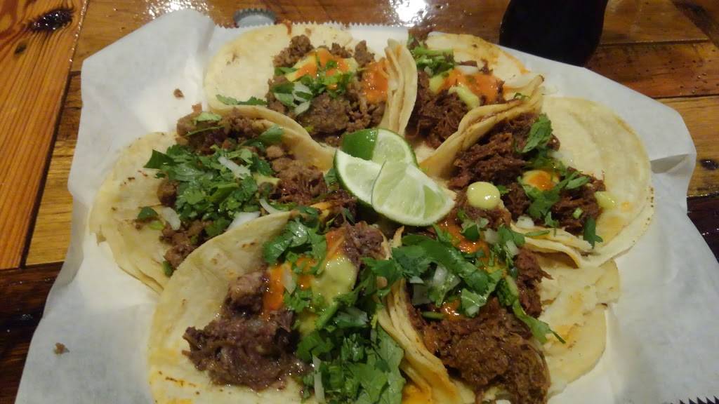 La Mexicana | restaurant | 21 Simmonsville Rd, Bluffton, SC 29910, USA | 8438361838 OR +1 843-836-1838