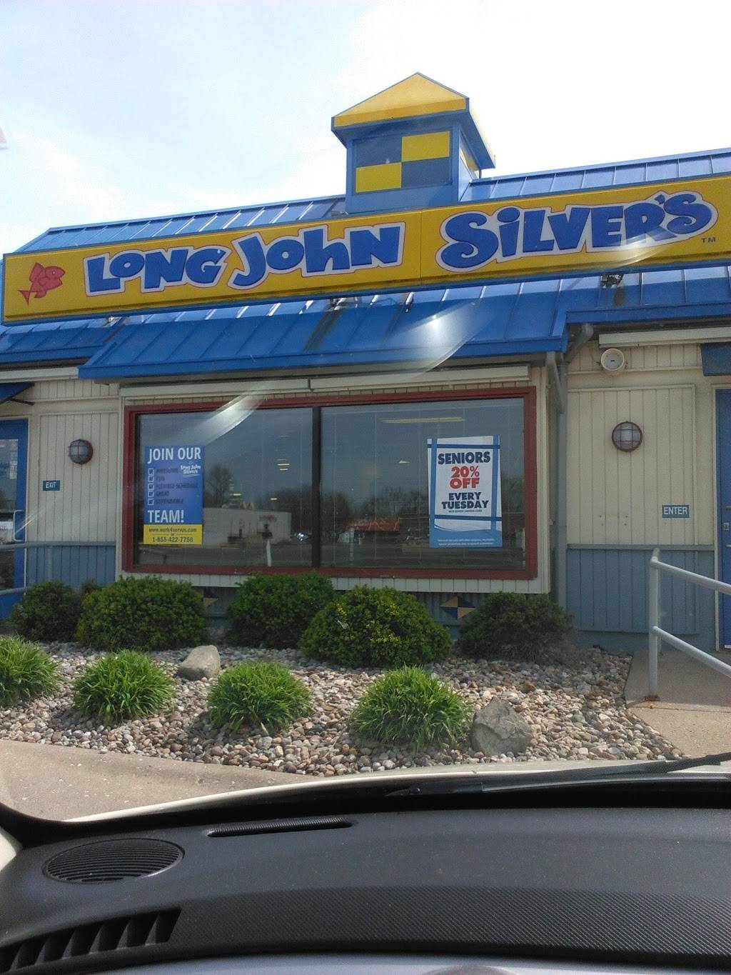 Long John Silvers | restaurant | 2000 Burton Ln, Martinsville, IN 46151, USA | 7653428139 OR +1 765-342-8139