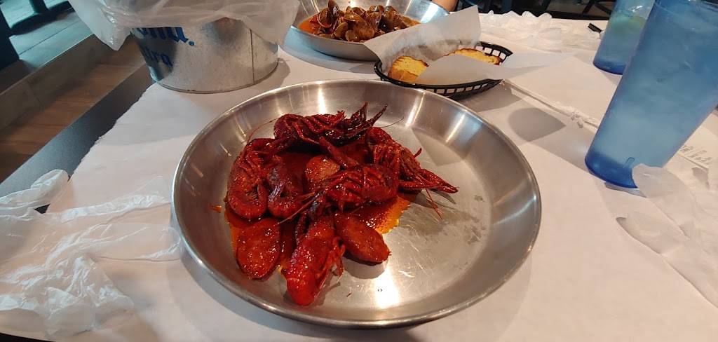 Crimson Crab- Cajun seafood and Bar | restaurant | 3851 Vincennes Rd, Indianapolis, IN 46268, USA | 3172807800 OR +1 317-280-7800