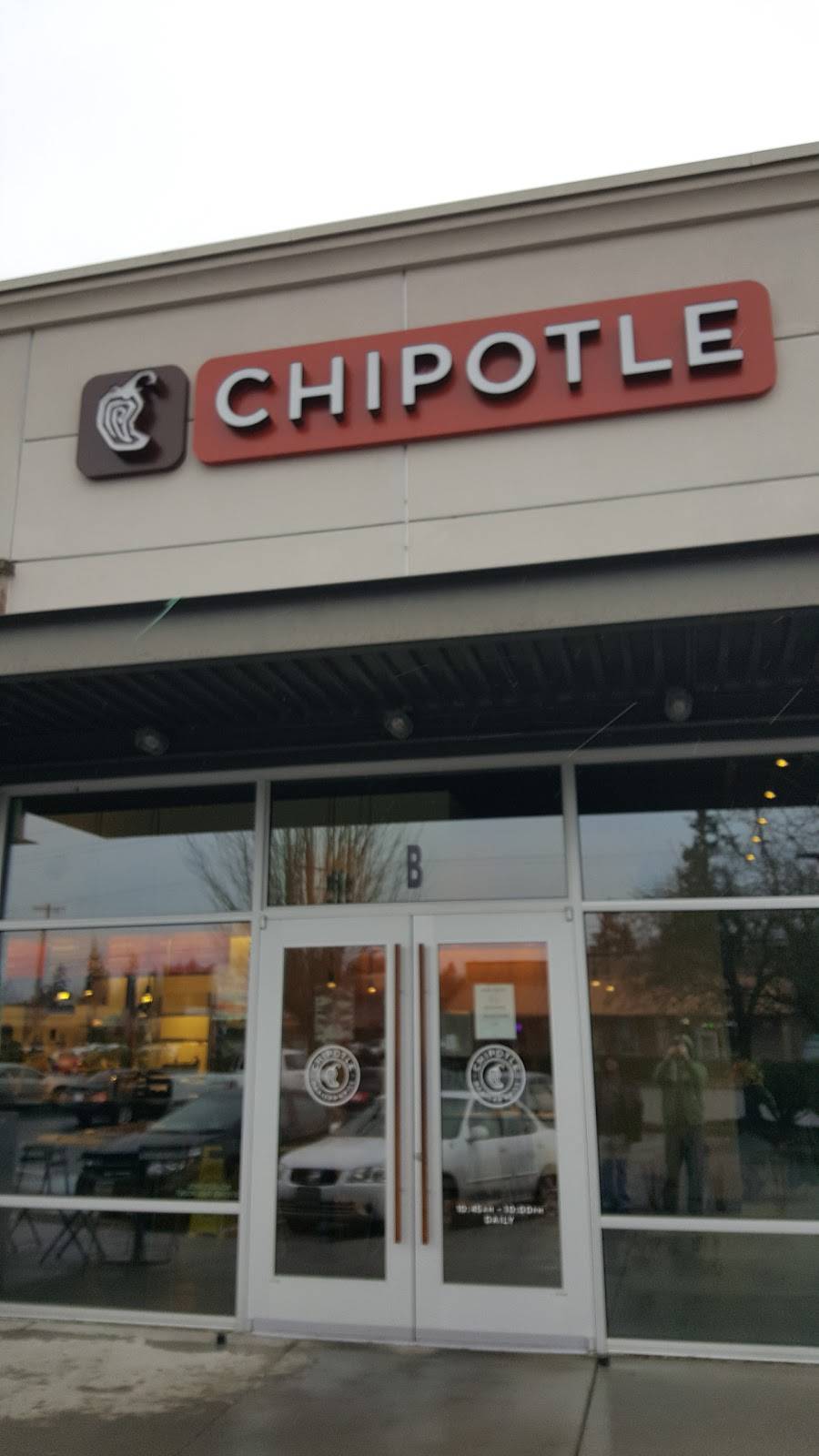 Chipotle Mexican Grill | restaurant | 515 SE Everett Mall Way, Everett, WA 98208, USA | 4252657915 OR +1 425-265-7915