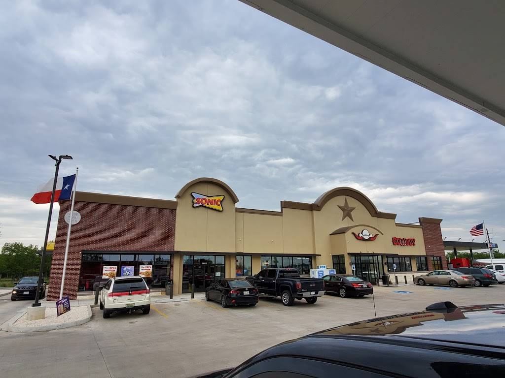 Sonic Drive-In | restaurant | 24790 I-10 East, Hamshire, TX 77622, USA | 4092432110 OR +1 409-243-2110