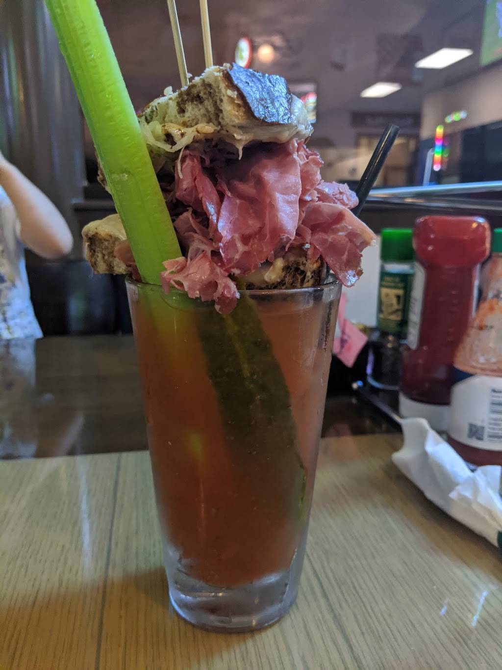 1916 Irish Pub Lakeland | restaurant | 2900 Buckingham Ave, Lakeland, FL 33803, USA | 8638342384 OR +1 863-834-2384