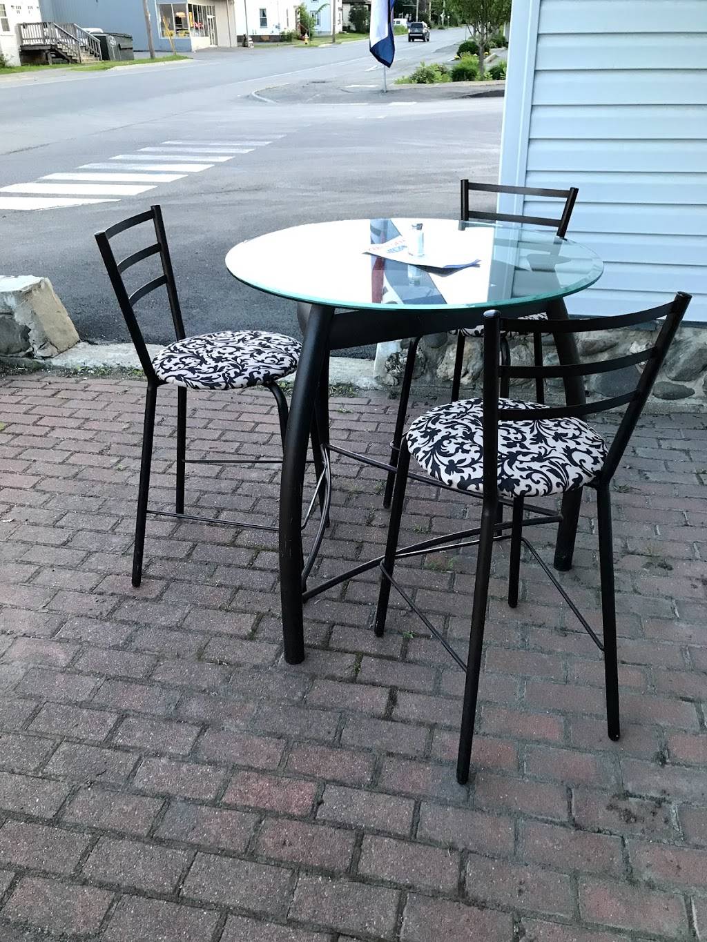 Kebab Den | restaurant | 621 Hammond St, Bangor, ME 04401, USA | 2074014336 OR +1 207-401-4336