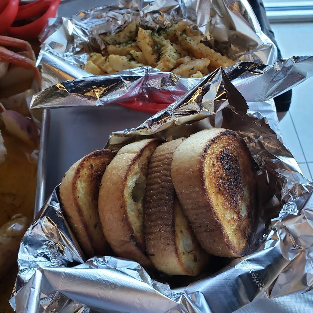 Krab Kingz Ft. Worth | restaurant | 6901 Wichita St, Forest Hill, TX 76140, USA | 8173933393 OR +1 817-393-3393