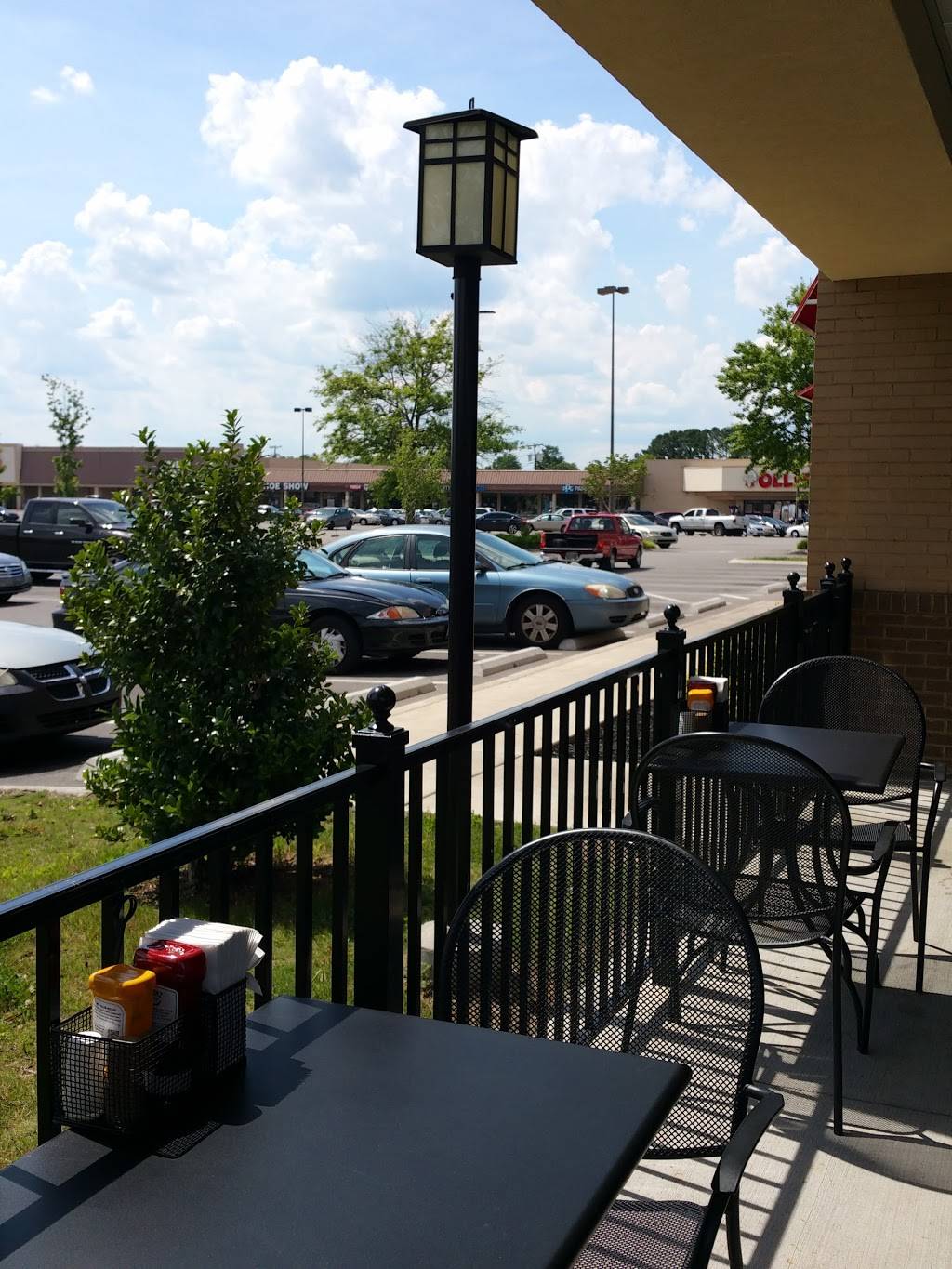 Dairy Queen Grill & Chill | restaurant | 672b Nashville Pike, Gallatin, TN 37066, USA | 6154526071 OR +1 615-452-6071