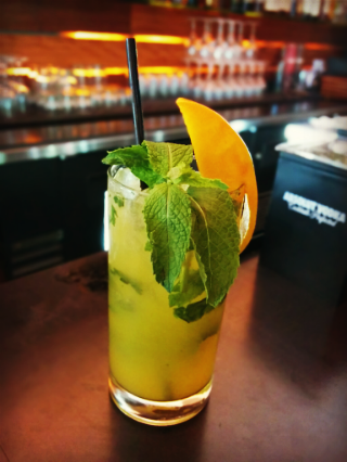 Soi 4 Bangkok Eatery | restaurant | 8787 N Scottsdale Rd #104, Scottsdale, AZ 85253, USA | 4807781999 OR +1 480-778-1999