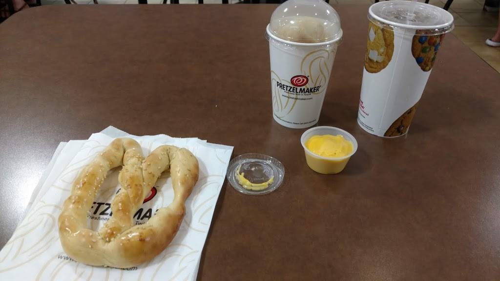 Pretzelmaker | restaurant | 261 Mercer Mall Road MERCER MALL, Bluefield, WV 24701, USA | 3043277472 OR +1 304-327-7472