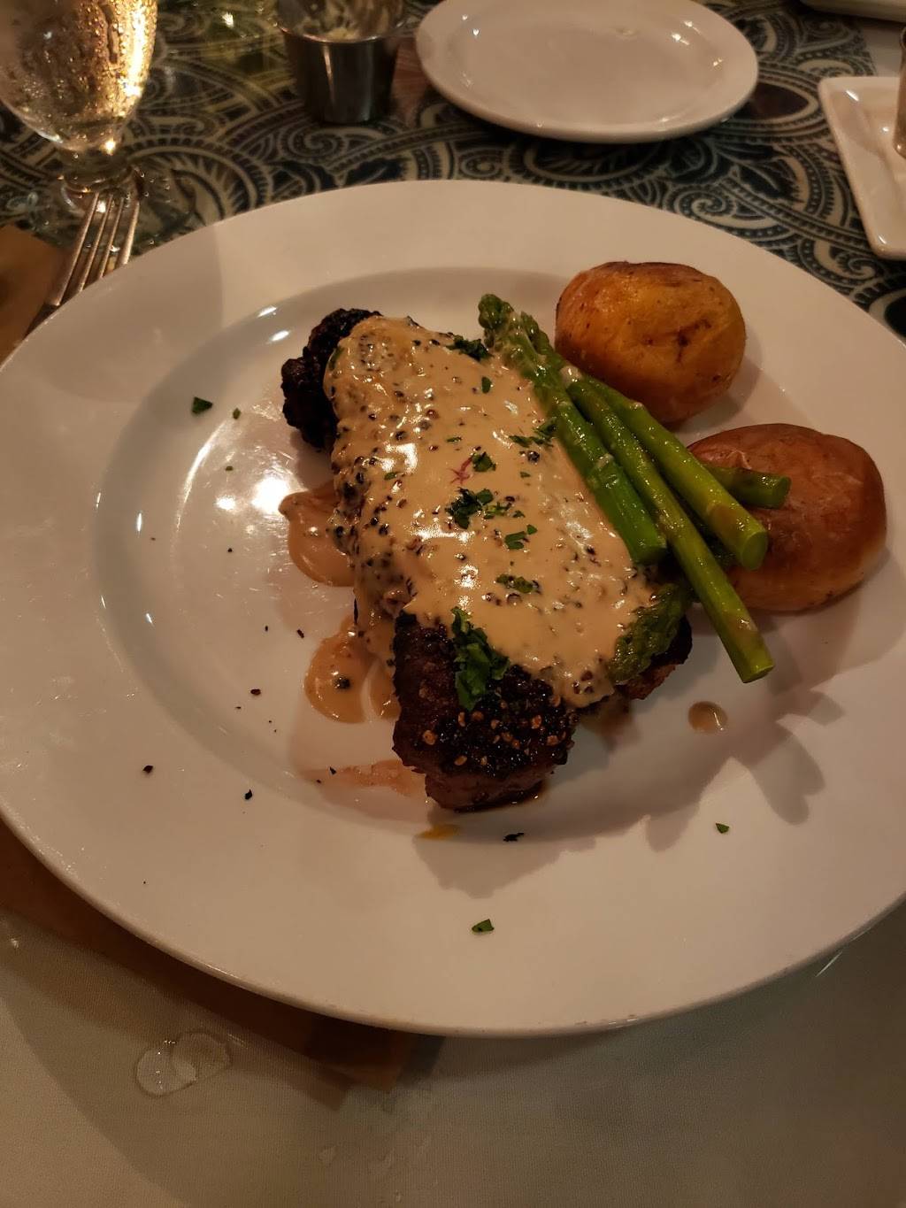 Dolphin Restaurant | restaurant | 3250 Main St, Barnstable, MA 02630, USA | 5083626610 OR +1 508-362-6610