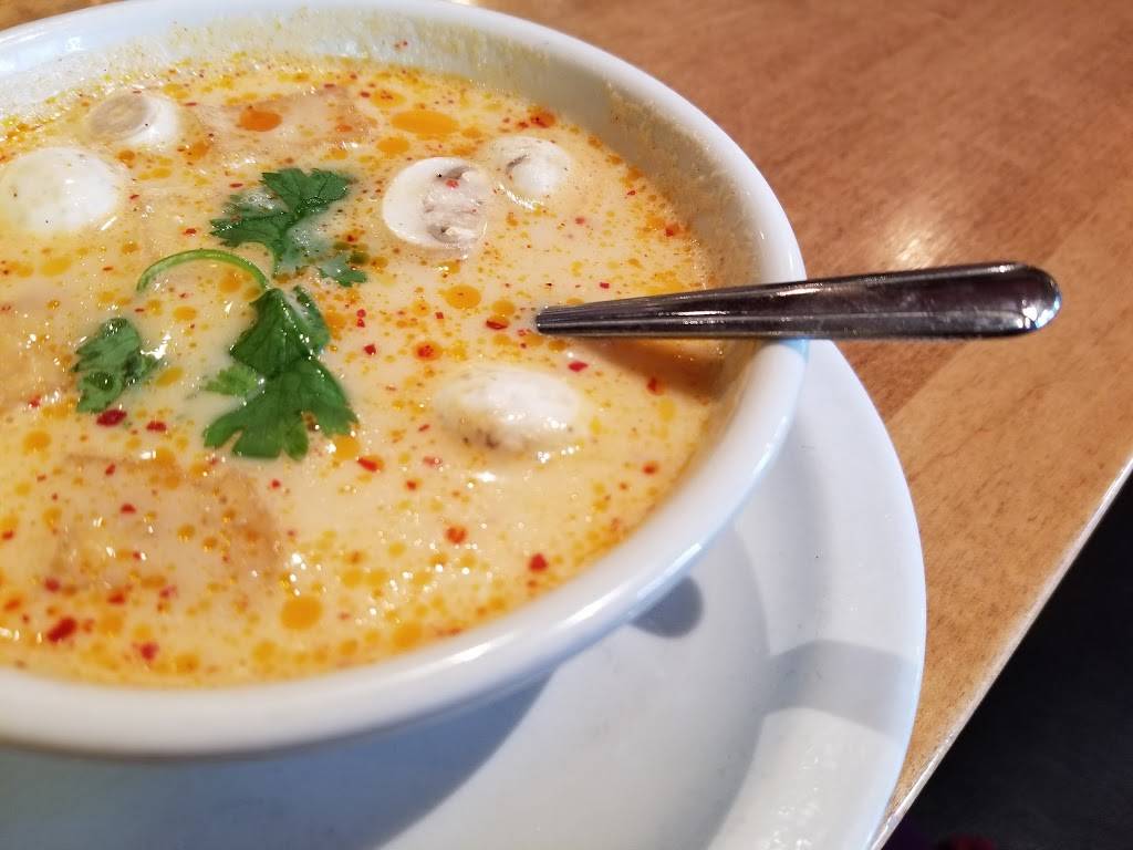 Swing Thai | restaurant | 4370 Tennyson St, Denver, CO 80212, USA | 3034771994 OR +1 303-477-1994