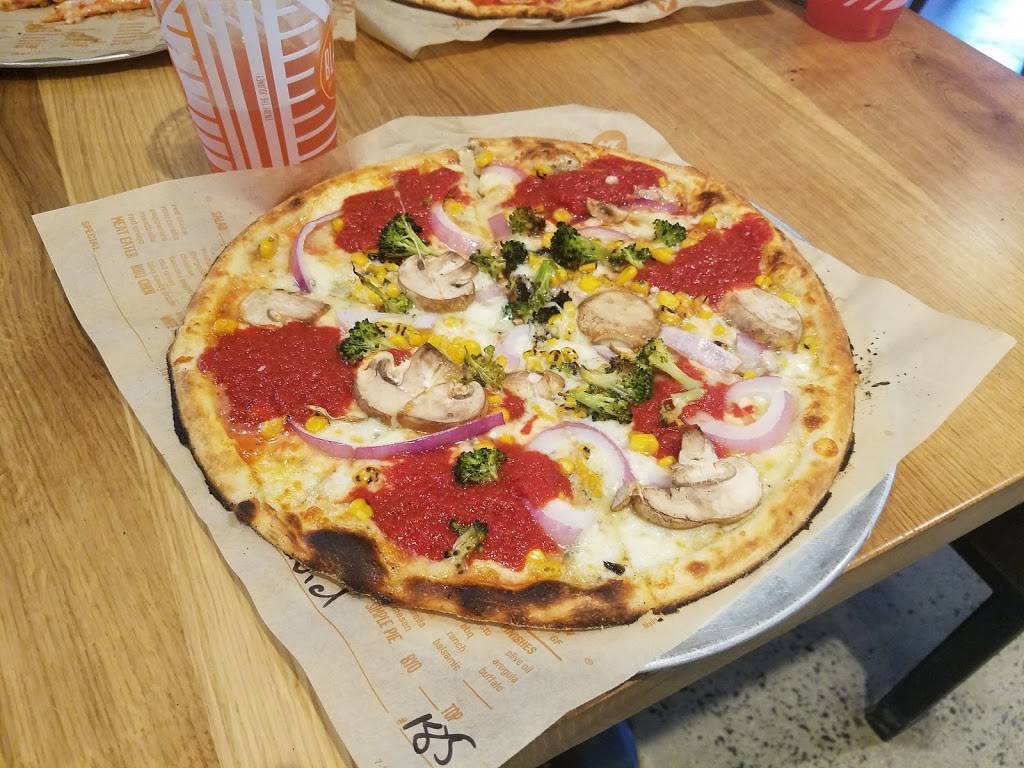 Blaze Pizza | restaurant | 5320 McFarland Dr, Durham, NC 27707, USA | 9192516095 OR +1 919-251-6095