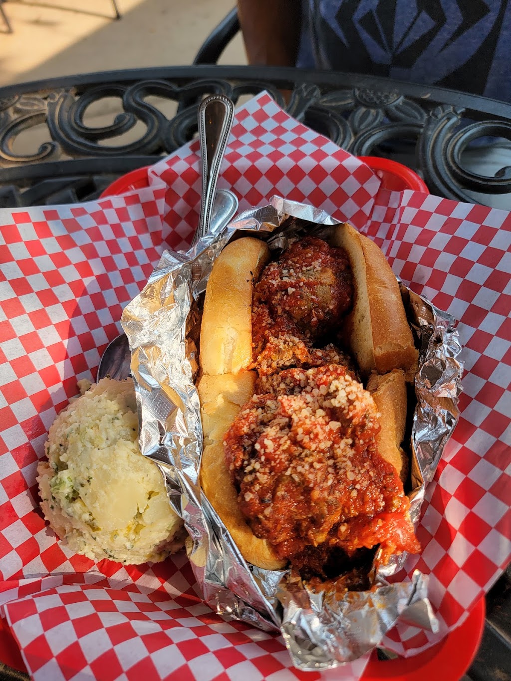 White Water Bar & Grill | restaurant | 45045 US-50, Cañon City, CO 81212, USA | 7192691009 OR +1 719-269-1009