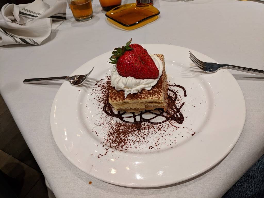 Volare | restaurant | 48992 Pontiac Trail, Wixom, MI 48393, USA | 2489607771 OR +1 248-960-7771