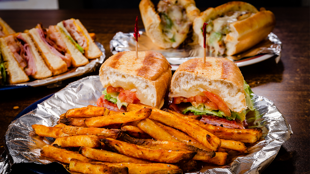 B&J’s Pizza - The Original | restaurant | 6335 S Padre Island Dr, Corpus Christi, TX 78412, USA | 3619926671 OR +1 361-992-6671