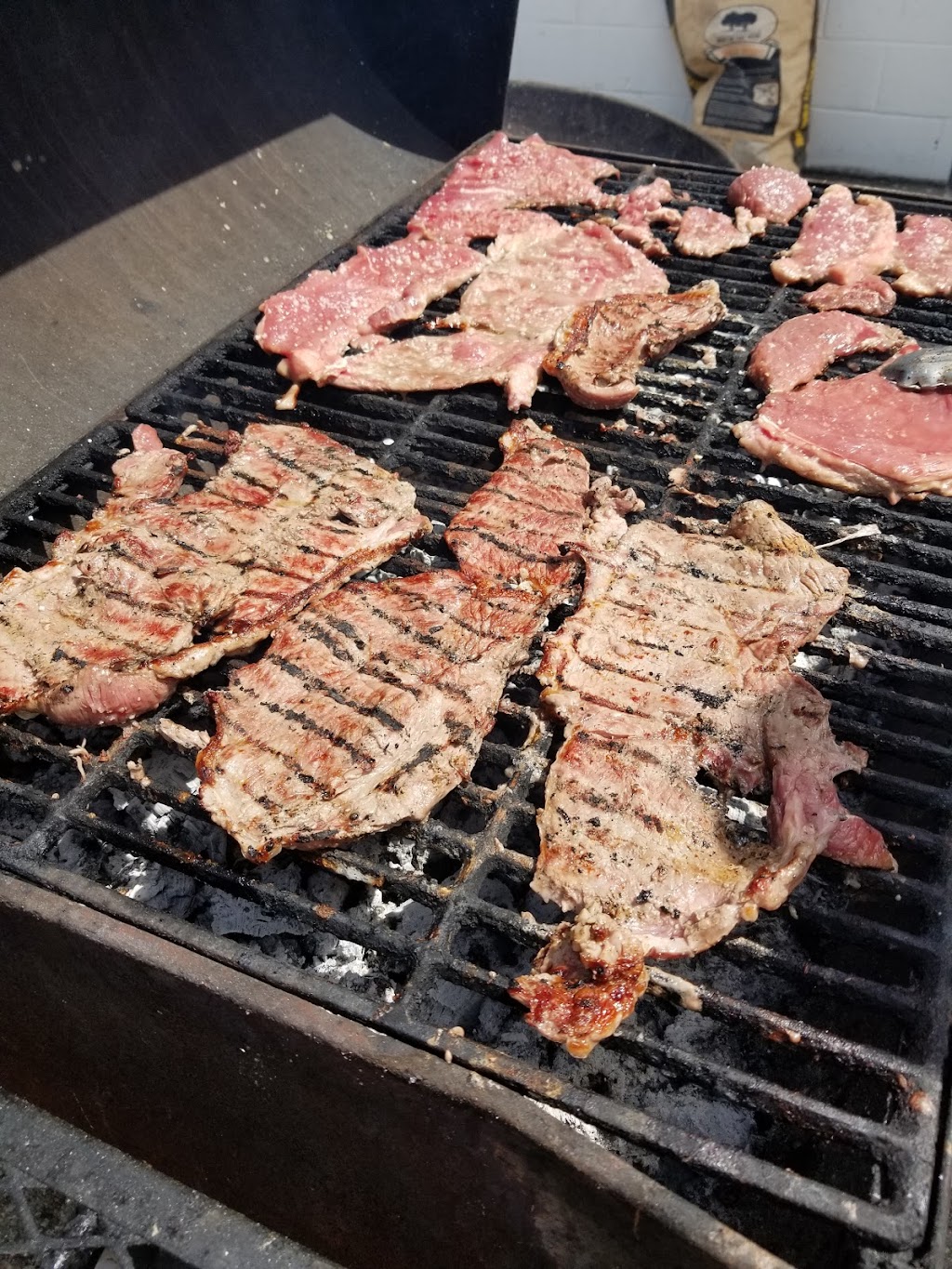 Axiote Asadeso | restaurant | 136 N Sultana Ave, Ontario, CA 91764, USA | 7144766388 OR +1 714-476-6388