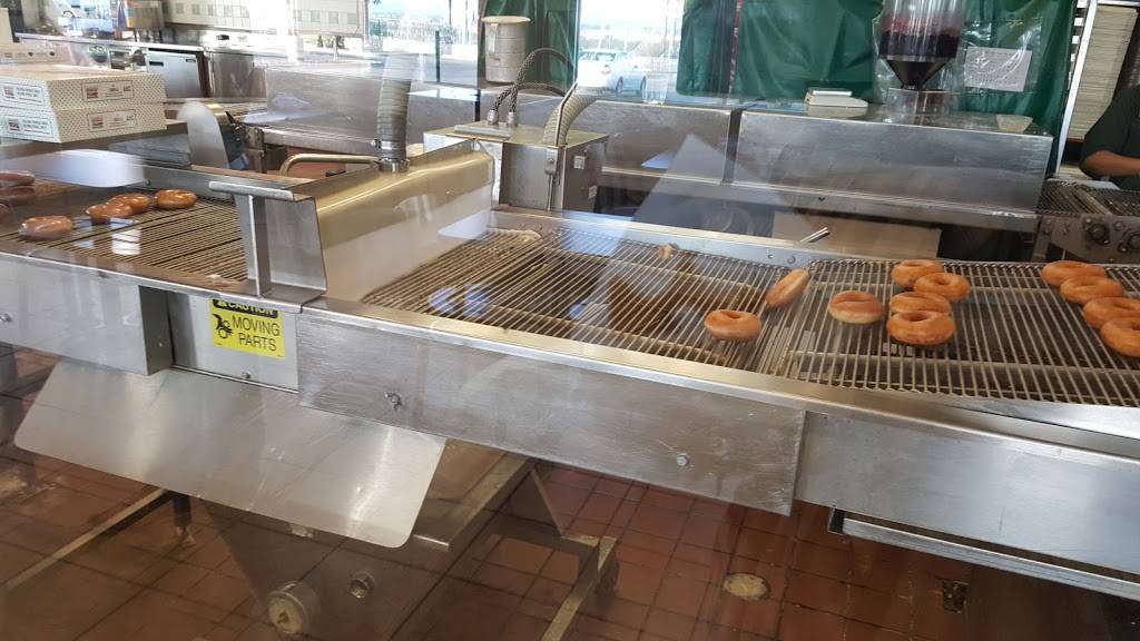Krispy Kreme | bakery | 11915 Gateway Blvd W, El Paso, TX 79936, USA | 9155952200 OR +1 915-595-2200