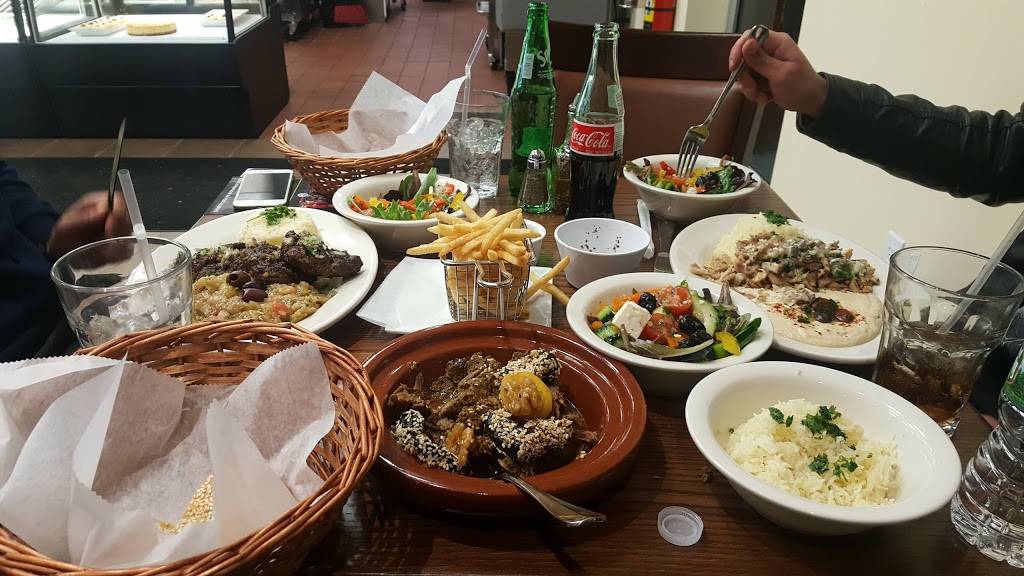 Aladdins Grill | restaurant | 148 Squire Rd, Revere, MA 02151, USA | 7812894670 OR +1 781-289-4670