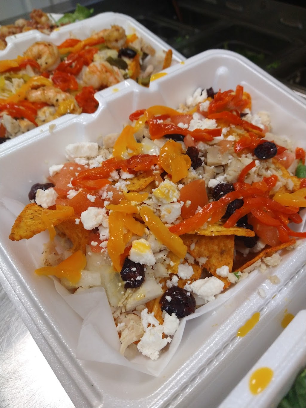 theBESTdamnsalad | restaurant | 13710 W Nine Mile Rd, Oak Park, MI 48237, USA | 3139702780 OR +1 313-970-2780