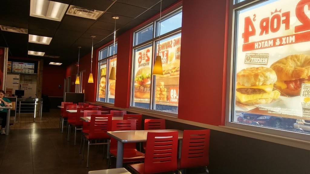 Burger King | restaurant | 4030 Shelbyville Rd, Louisville, KY 40207, USA | 5028969124 OR +1 502-896-9124