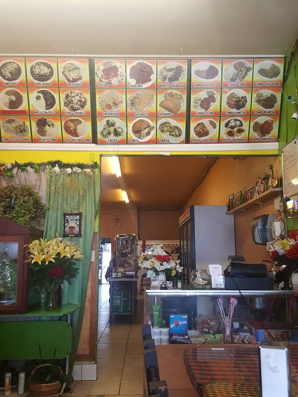 8 regiones comida oaxaqueña | restaurant | 633 W Hueneme Rd, Oxnard, CA 93033, USA | 8054884221 OR +1 805-488-4221