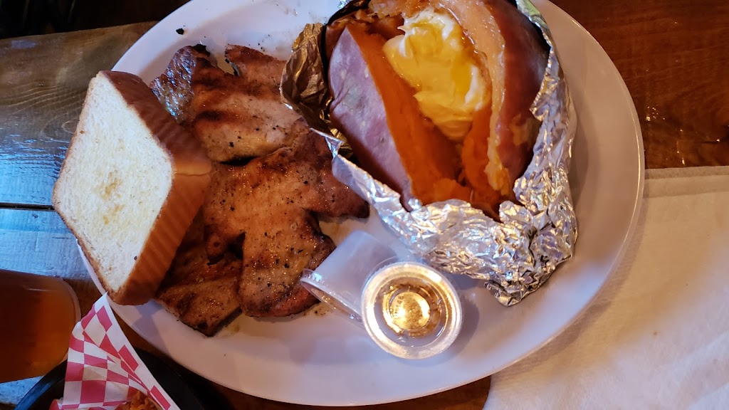 Saddlehorn Steakhouse and Grill | restaurant | 41 Mf Cannon St, Berry, AL 35546, USA | 2056894002 OR +1 205-689-4002