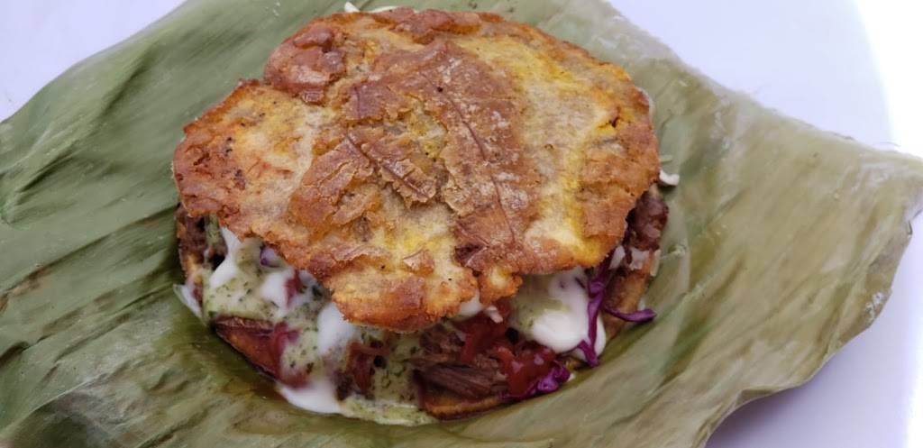 Guayoyos Food | restaurant | 18940 Redland Rd, San Antonio, TX 78259, USA | 2107448351 OR +1 210-744-8351